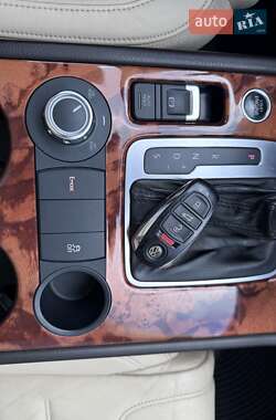 Внедорожник / Кроссовер Volkswagen Touareg 2010 в 