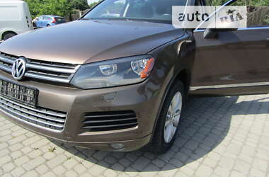 Внедорожник / Кроссовер Volkswagen Touareg 2011 в Львове