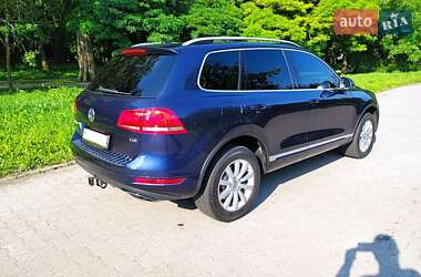 Внедорожник / Кроссовер Volkswagen Touareg 2012 в Хмельницком