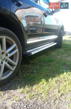 Внедорожник / Кроссовер Volkswagen Touareg 2009 в 