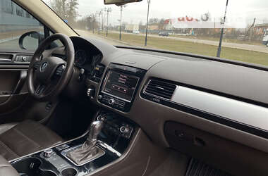 Внедорожник / Кроссовер Volkswagen Touareg 2011 в Белой Церкви