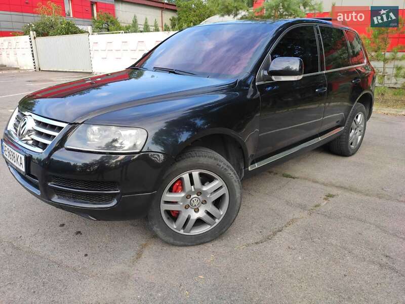 Позашляховик / Кросовер Volkswagen Touareg 2005 в Дніпрі