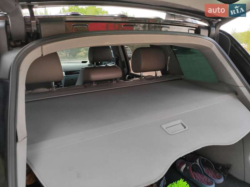 Позашляховик / Кросовер Volkswagen Touareg 2005 в Дніпрі