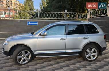 Позашляховик / Кросовер Volkswagen Touareg 2007 в Краматорську