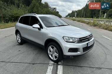 Позашляховик / Кросовер Volkswagen Touareg 2011 в Житомирі