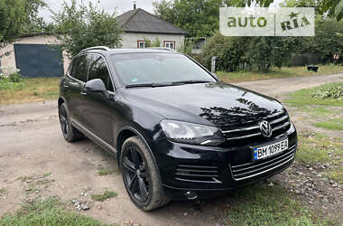 Внедорожник / Кроссовер Volkswagen Touareg 2012 в Конотопе