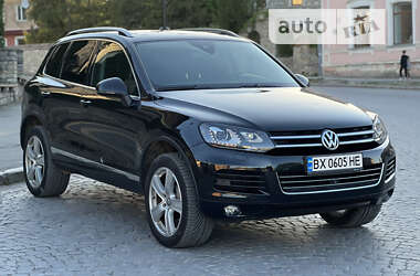 Внедорожник / Кроссовер Volkswagen Touareg 2012 в Каменец-Подольском