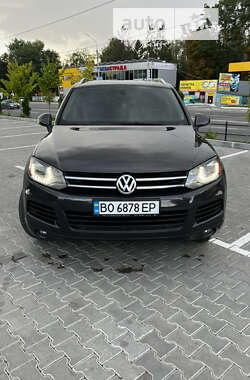 Внедорожник / Кроссовер Volkswagen Touareg 2011 в Тернополе