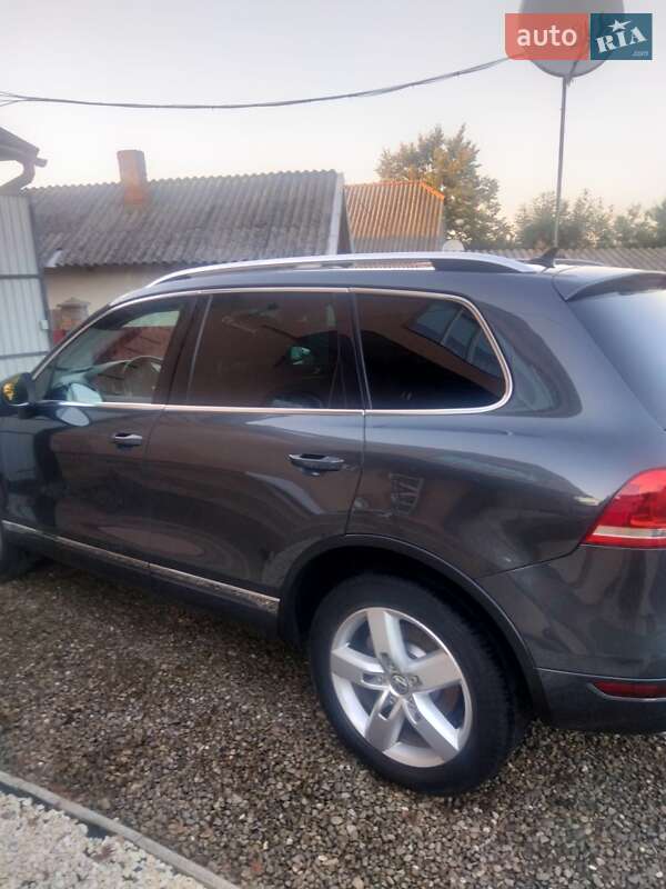 Внедорожник / Кроссовер Volkswagen Touareg 2012 в Коломые фото 2 Внедорожник / Кроссовер Volkswagen Touareg 2012 в Коломые