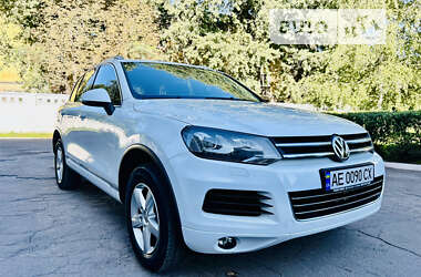 Позашляховик / Кросовер Volkswagen Touareg 2014 в Кам'янському