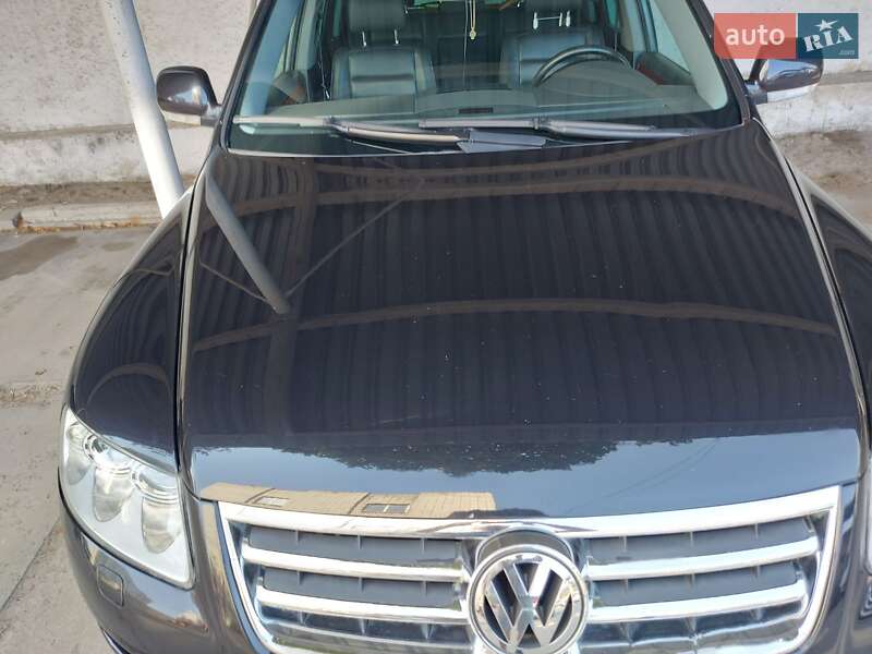 Позашляховик / Кросовер Volkswagen Touareg 2004 в Дніпрі