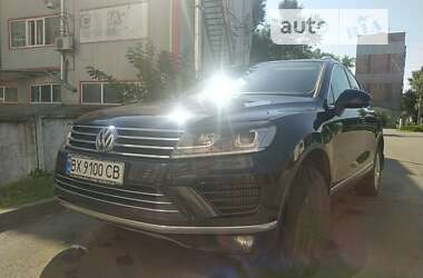 Позашляховик / Кросовер Volkswagen Touareg 2014 в Хмельницькому