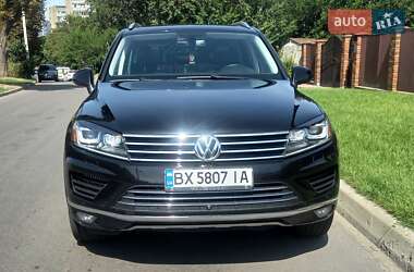 Позашляховик / Кросовер Volkswagen Touareg 2014 в Черкасах