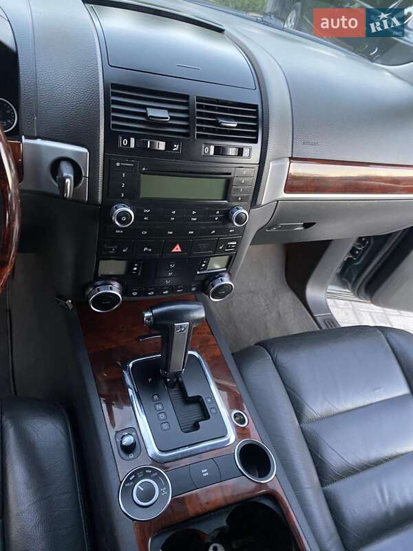 Позашляховик / Кросовер Volkswagen Touareg 2006 в Кам'янець-Подільському фото 9 Позашляховик / Кросовер Volkswagen Touareg 2006 в Кам'янець-Подільському