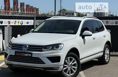 Внедорожник / Кроссовер Volkswagen Touareg 2017 в Киеве