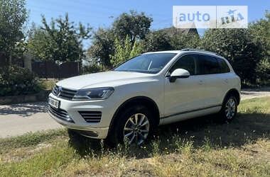 Внедорожник / Кроссовер Volkswagen Touareg 2017 в Киеве