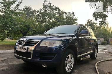 Позашляховик / Кросовер Volkswagen Touareg 2008 в Харкові