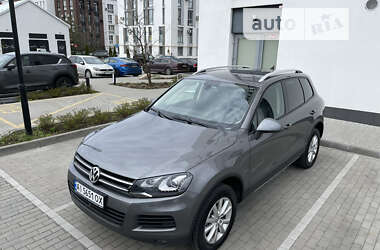 Позашляховик / Кросовер Volkswagen Touareg 2012 в Білогородці