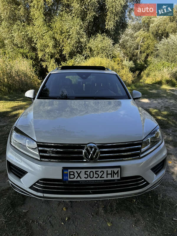 Внедорожник / Кроссовер Volkswagen Touareg 2015 в Хмельницком фото 4 Внедорожник / Кроссовер Volkswagen Touareg 2015 в Хмельницком