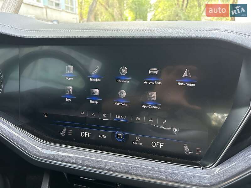 Внедорожник / Кроссовер Volkswagen Touareg 2018 в Днепре фото 21 Внедорожник / Кроссовер Volkswagen Touareg 2018 в Днепре