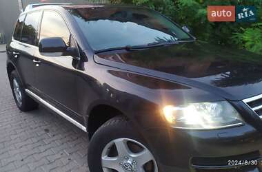 Внедорожник / Кроссовер Volkswagen Touareg 2007 в Львове