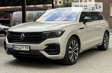 Внедорожник / Кроссовер Volkswagen Touareg 2022 в Одессе