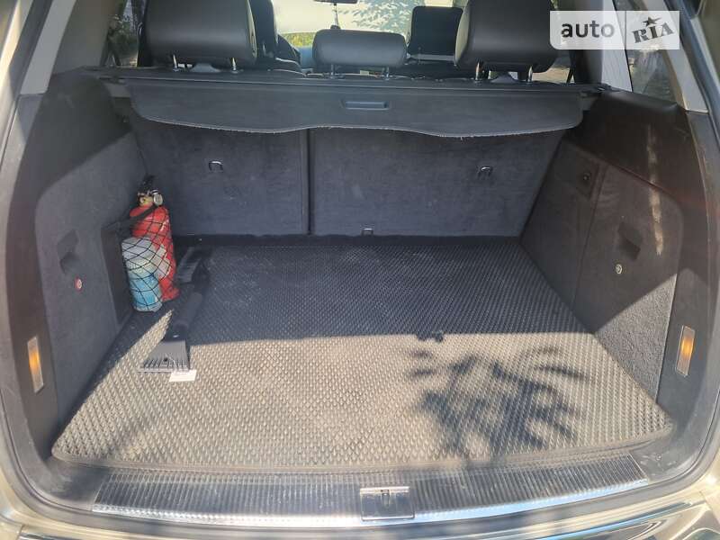 Позашляховик / Кросовер Volkswagen Touareg 2006 в Коломиї