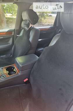 Позашляховик / Кросовер Volkswagen Touareg 2006 в 