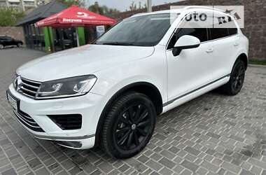 Позашляховик / Кросовер Volkswagen Touareg 2017 в Кропивницькому