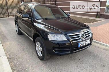 Внедорожник / Кроссовер Volkswagen Touareg 2003 в Умани