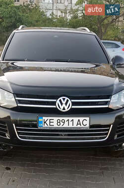 Внедорожник / Кроссовер Volkswagen Touareg 2010 в 