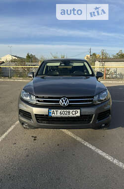 Внедорожник / Кроссовер Volkswagen Touareg 2012 в Ивано-Франковске