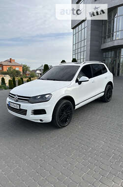 Позашляховик / Кросовер Volkswagen Touareg 2013 в Хмельницькому