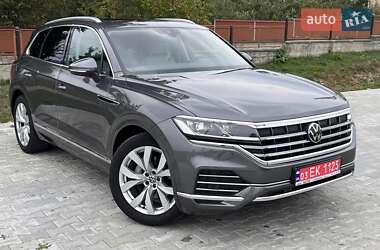 Внедорожник / Кроссовер Volkswagen Touareg 2021 в Черновцах