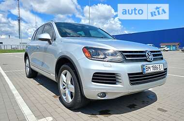 Позашляховик / Кросовер Volkswagen Touareg 2012 в Сумах