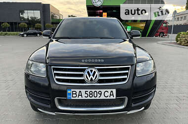 Позашляховик / Кросовер Volkswagen Touareg 2006 в Києві