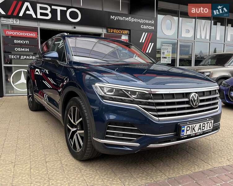 Позашляховик / Кросовер Volkswagen Touareg 2020 в Львові