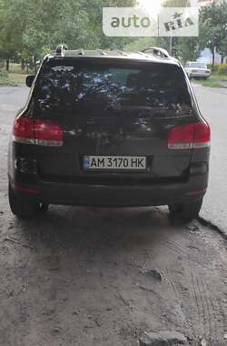 Внедорожник / Кроссовер Volkswagen Touareg 2006 в Бердичеве