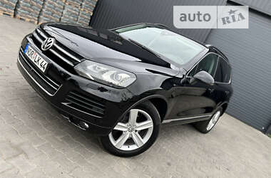 Внедорожник / Кроссовер Volkswagen Touareg 2011 в Луцке