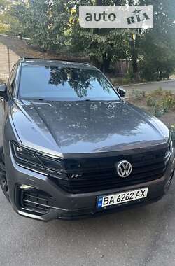 Внедорожник / Кроссовер Volkswagen Touareg 2019 в Знаменке