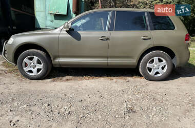 Внедорожник / Кроссовер Volkswagen Touareg 2004 в Днепре