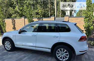 Позашляховик / Кросовер Volkswagen Touareg 2012 в Вінниці