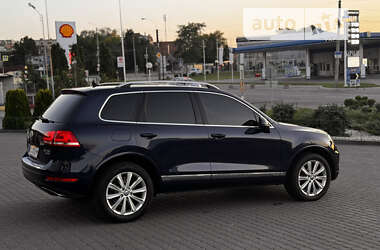 Позашляховик / Кросовер Volkswagen Touareg 2012 в Хмельницькому