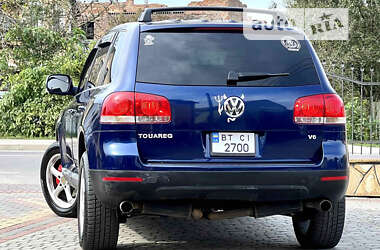 Внедорожник / Кроссовер Volkswagen Touareg 2005 в Самборе