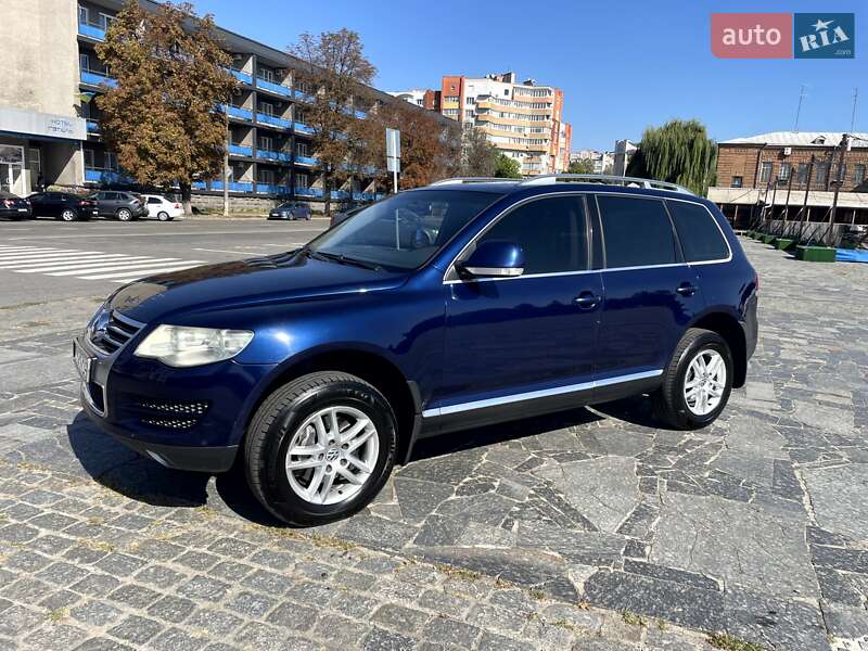 Внедорожник / Кроссовер Volkswagen Touareg 2008 в Кременчуге