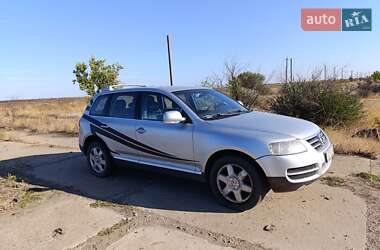 Внедорожник / Кроссовер Volkswagen Touareg 2005 в Николаеве