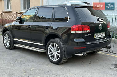 Внедорожник / Кроссовер Volkswagen Touareg 2006 в 
