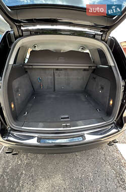 Внедорожник / Кроссовер Volkswagen Touareg 2006 в 