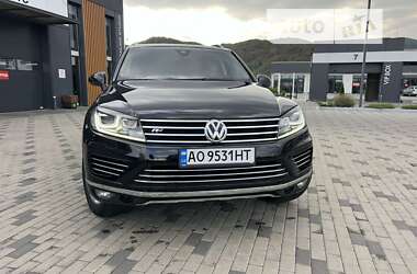 Внедорожник / Кроссовер Volkswagen Touareg 2015 в Хусте