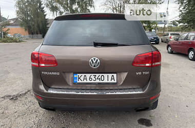 Внедорожник / Кроссовер Volkswagen Touareg 2012 в Белой Церкви